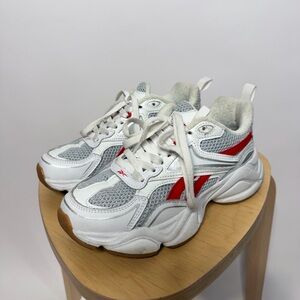 Reebok Women's Sneakers in White, Gray, and Red